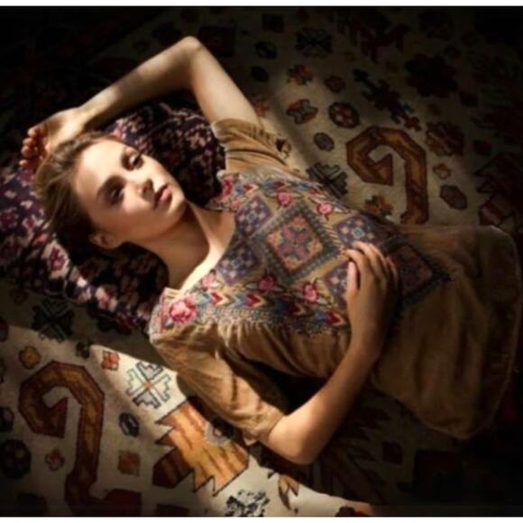 Johnny Was Tan Velour Embroidered Boho Top Multicolor Floral Pattern Tunic Top S - Picture 5 of 7